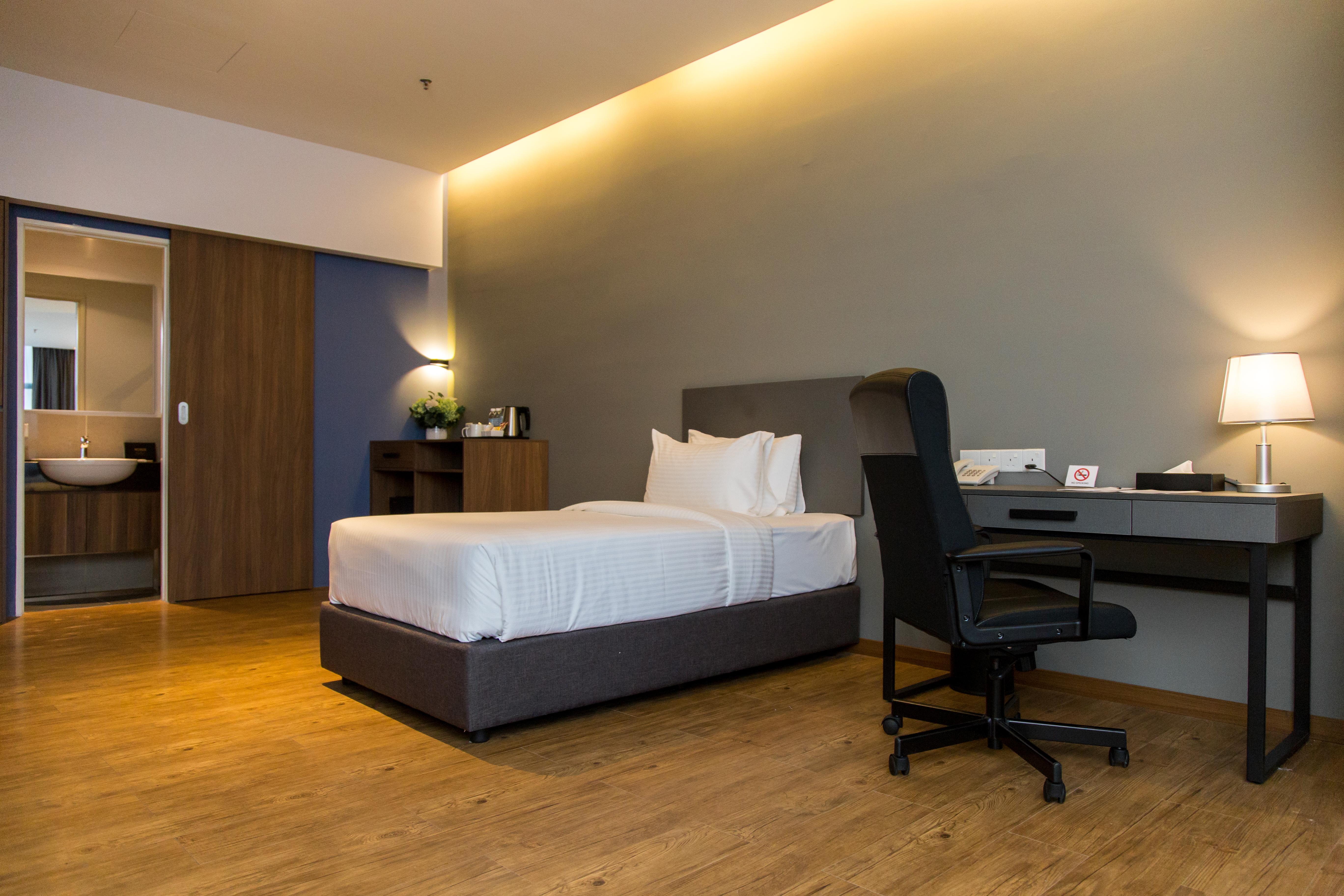 Imperial Regency Suites & Petaling Jaya Kuala Lumpur Exterior photo