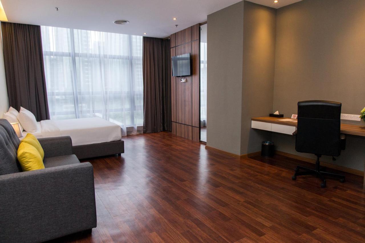 Imperial Regency Suites & Petaling Jaya Kuala Lumpur Exterior photo